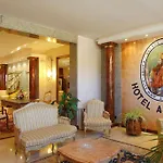 Afonso V & Otel 3*