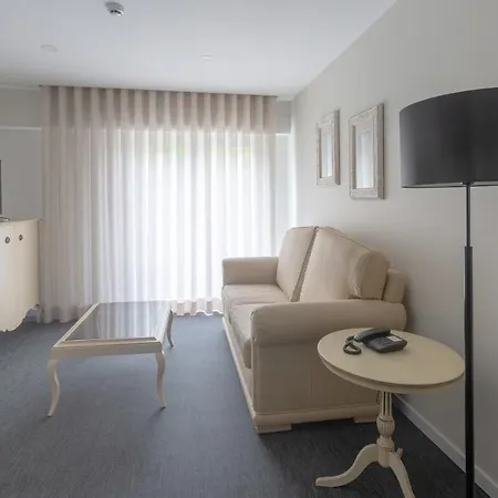 Afonso V & Ξενοδοχείο