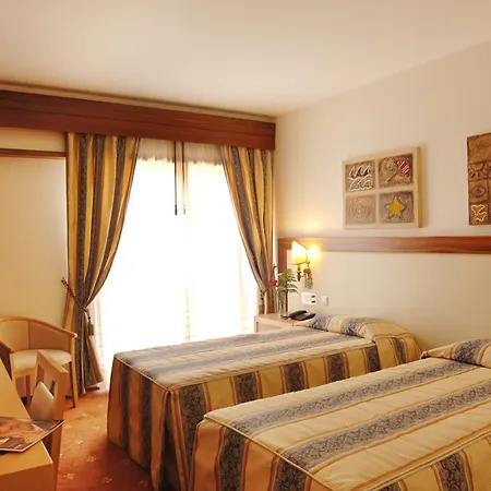 Afonso V & Hotel Aveiro