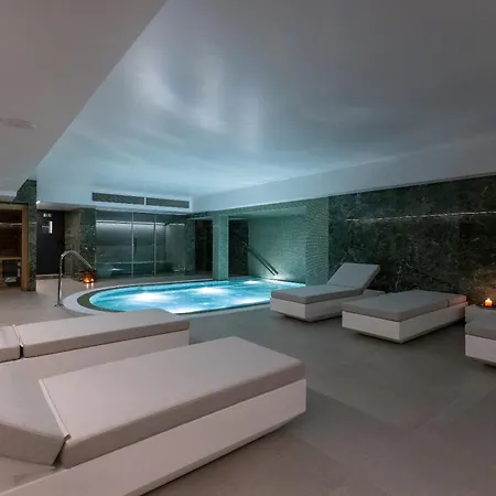 Afonso V & 3* Aveiro