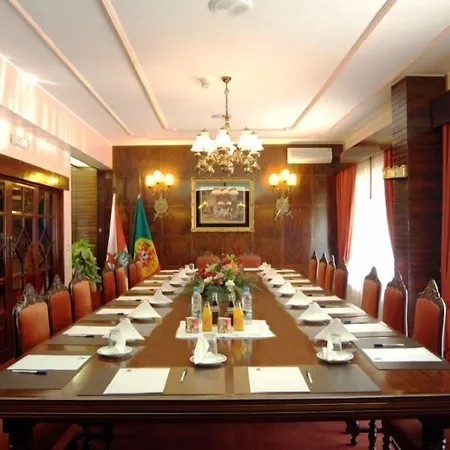 Afonso V & 3* Aveiro