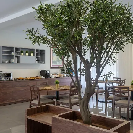 Afonso V & 3* Aveiro