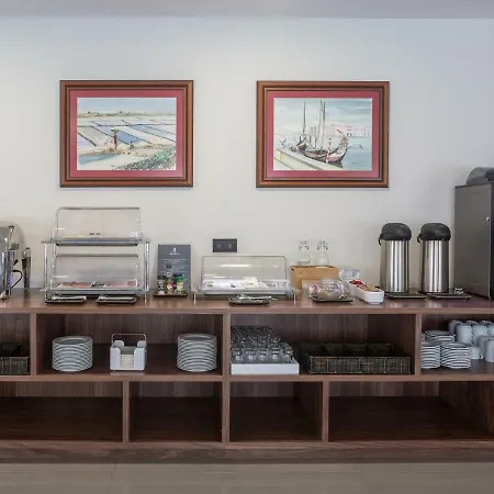 Afonso V & 3* Αβέιρο