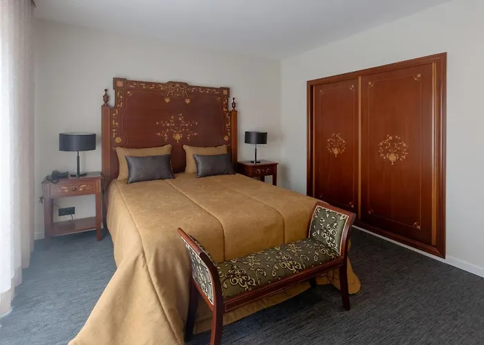 Afonso V & 3* Aveiro