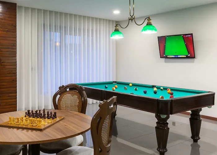 Afonso V & Hotell Aveiro